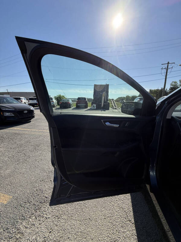 2018 Ford Edge SE