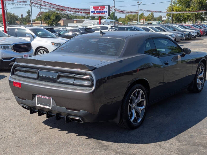 2015 Dodge Challenger SXT Plus