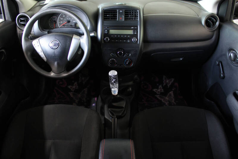 2018 Nissan Versa