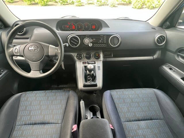 2011 Scion xB Release Series 8.0