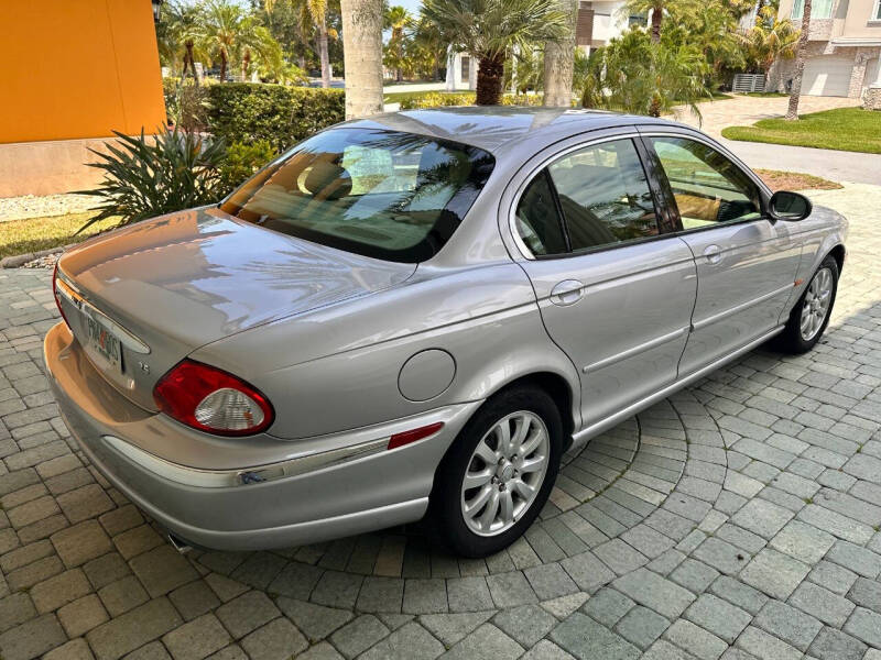 2003 Jaguar X-Type 2.5