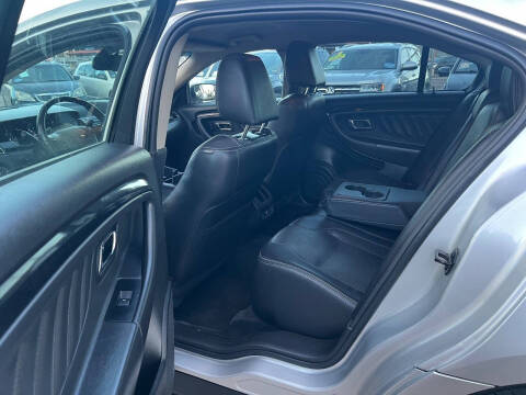 2011 Ford Taurus Limited