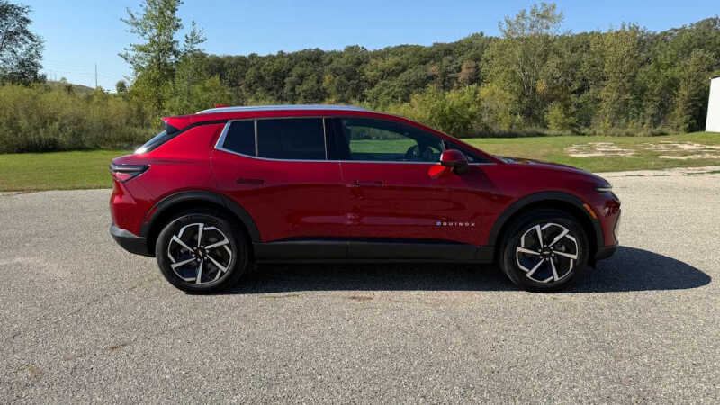 2026 Chevrolet Equinox EV LT 2
