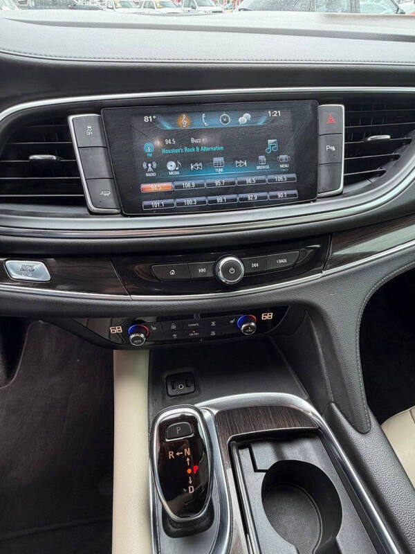 2018 Buick Enclave Essence