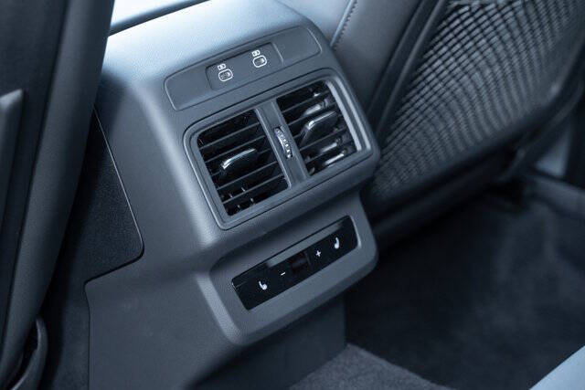 2025 Audi Q5 quattro Prestige TFSI