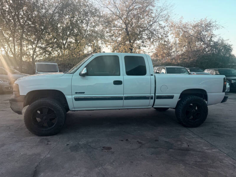 2002 Chevrolet Silverado 1500 LS