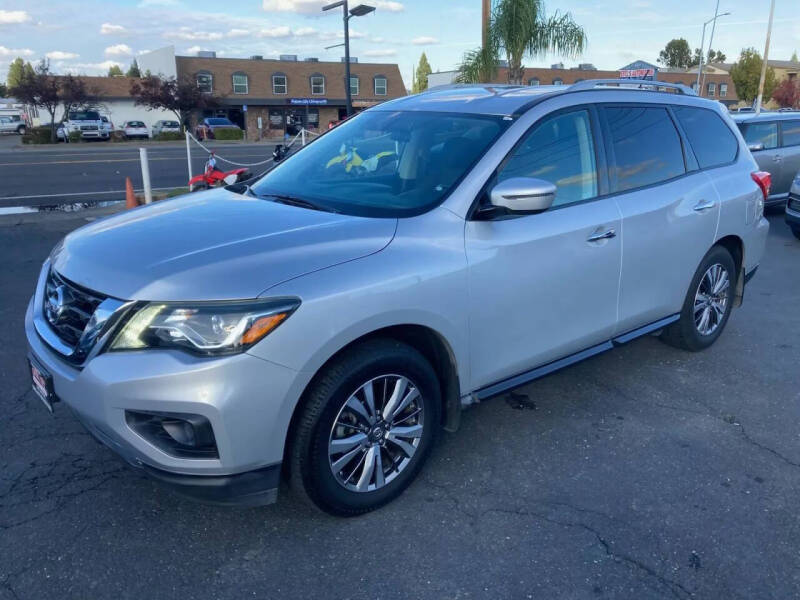 2018 Nissan Pathfinder