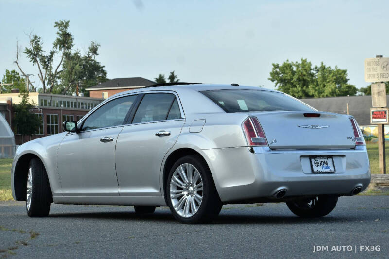 2011 Chrysler 300 C