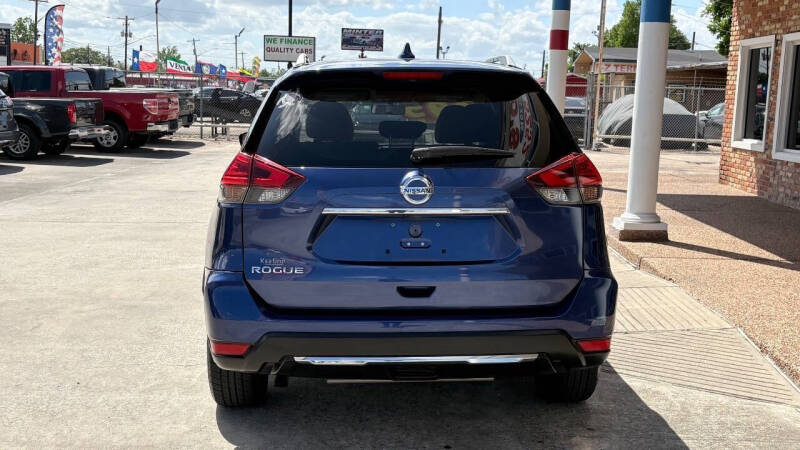 2017 Nissan Rogue S