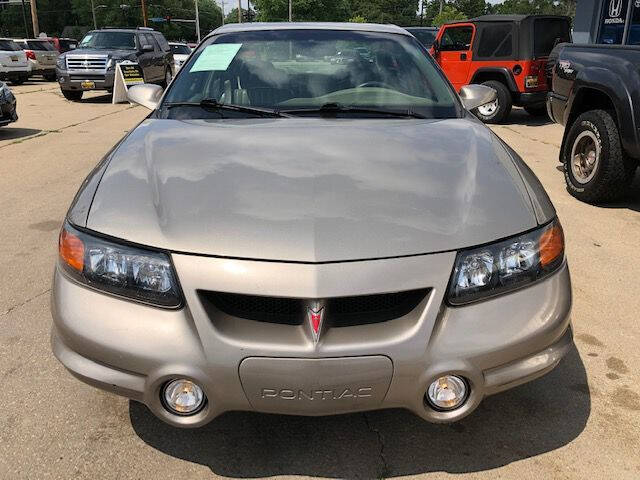 2000 Pontiac Bonneville for sale at Extreme Auto Plaza in Des Moines, IA