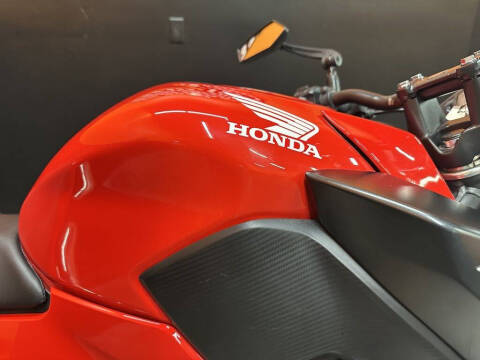 2015 Honda CB300F