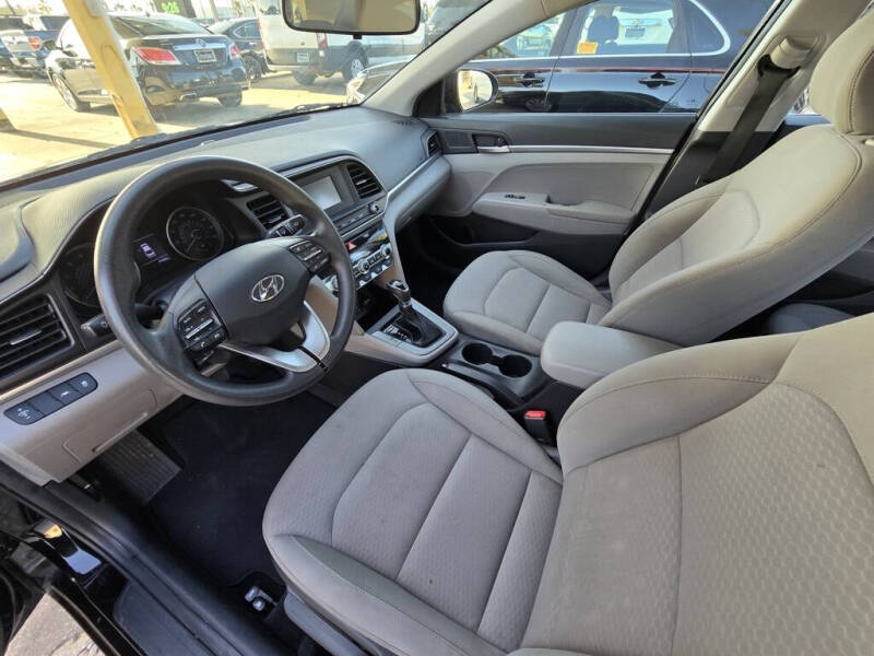 2020 Hyundai Elantra