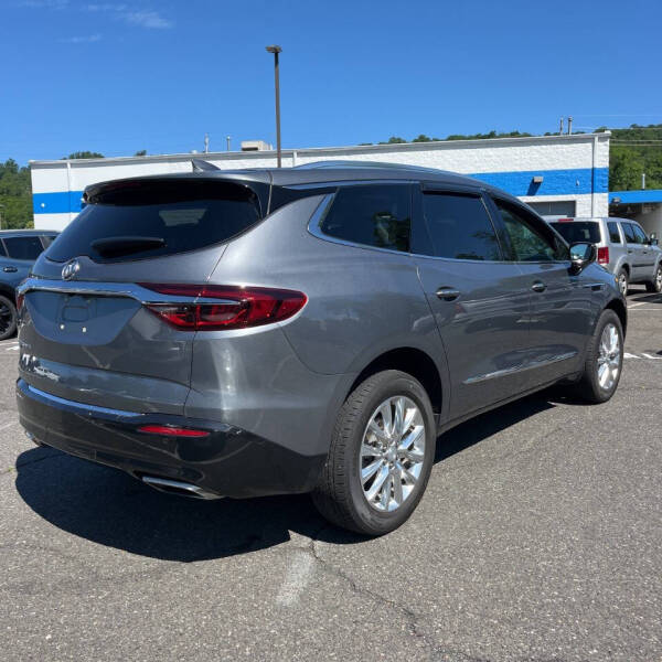 2021 Buick Enclave Essence