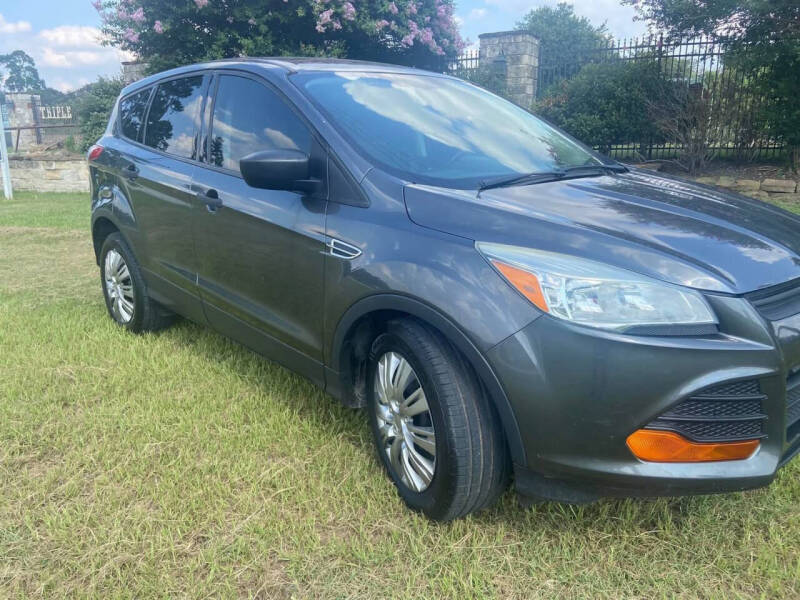 2016 Ford Escape S