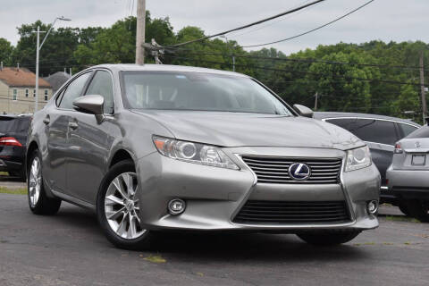 2015 Lexus ES 300h