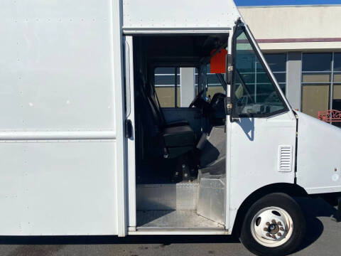 2013 Ford E-Series E-450 SD