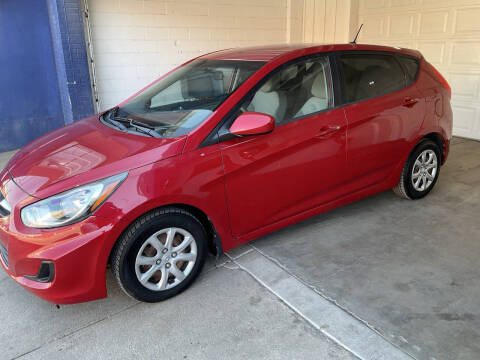 2012 Hyundai Accent GS