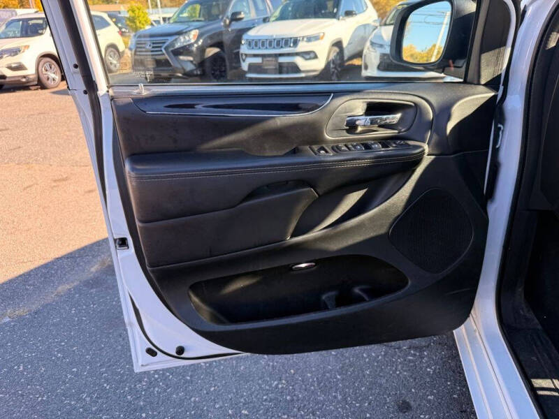 2016 Dodge Grand Caravan SE