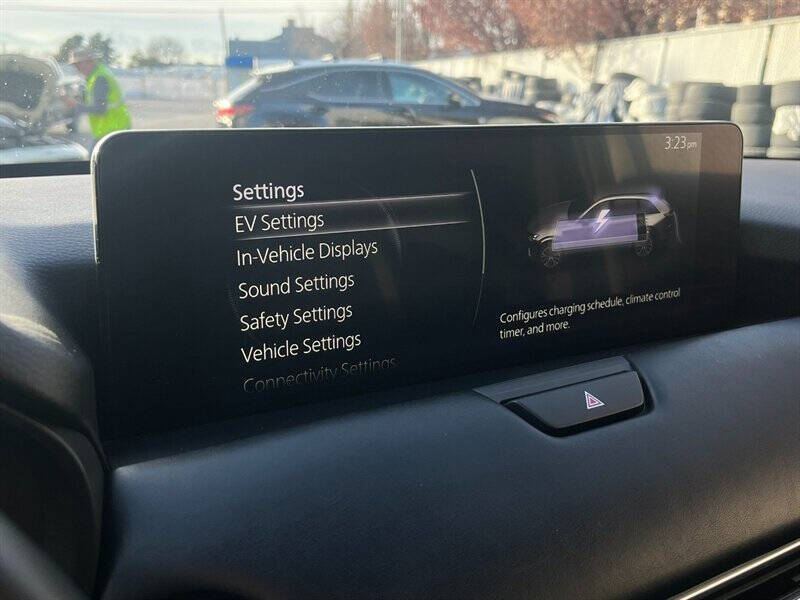 2025 Mazda CX-70 Plug-in Hybrid Premium Plus