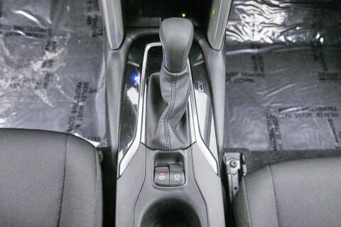 2025 Toyota Corolla Cross LE