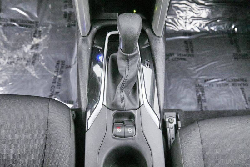 2025 Toyota Corolla Cross LE