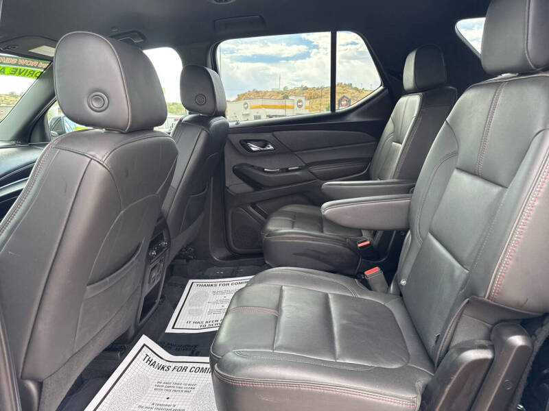 2022 Chevrolet Traverse RS