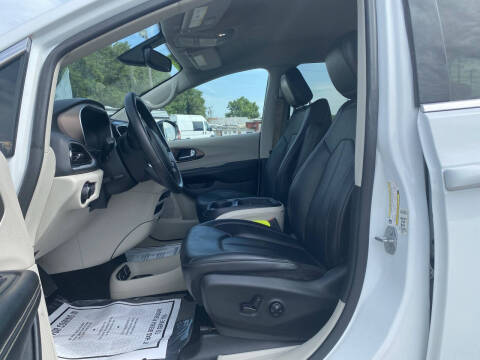 2021 Chrysler Voyager LXi