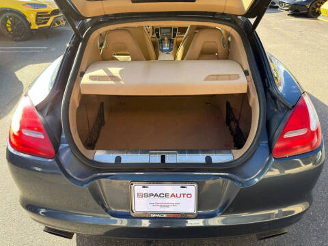 2011 Porsche Panamera