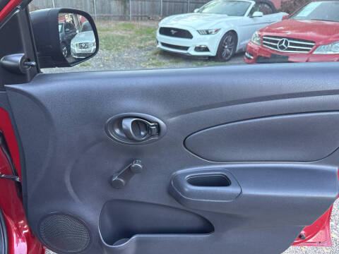 2015 Nissan Versa 1.6 S