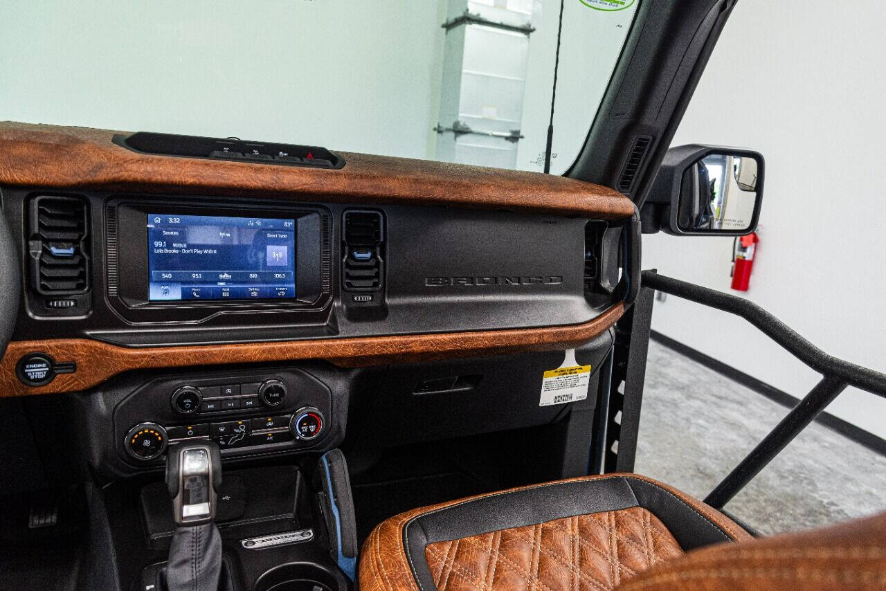 2023 FORD Bronco SUV / Crossover - $69,999