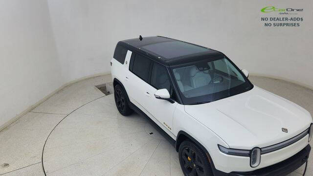 2025 Rivian R1S Ascend