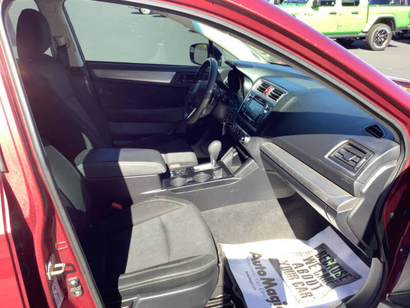 2019 Subaru Outback 2.5i