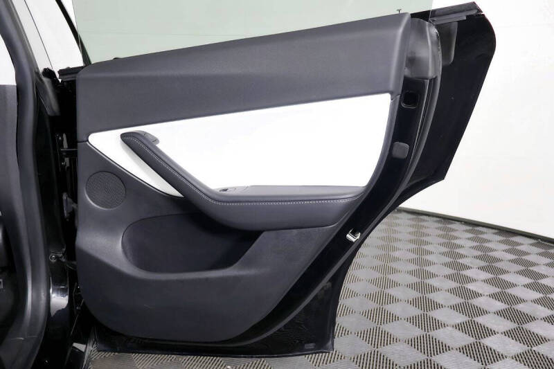 2021 Tesla Model Y Standard Range