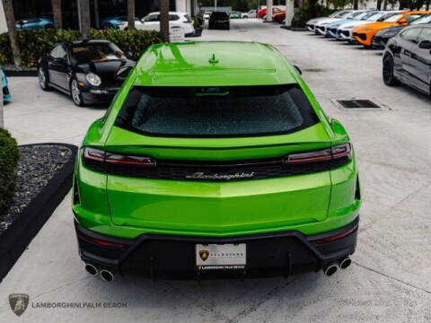 2025 Lamborghini Urus SE