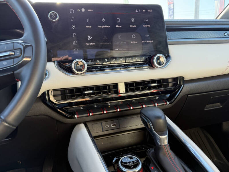 2023 GMC Canyon AT4X