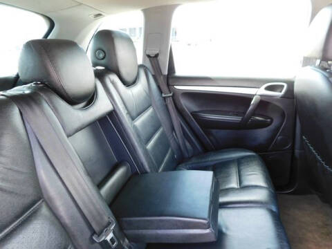 2005 Porsche Cayenne Tiptronic