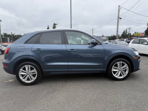 2017 Audi Q3 2.0T quattro Premium