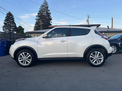 2017 Nissan JUKE SV