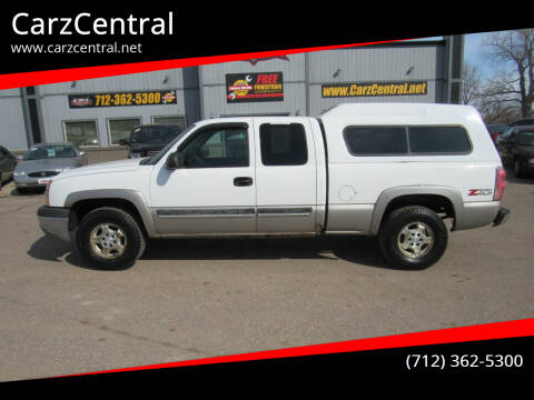 2003 Chevrolet Silverado 1500 for sale at CarzCentral in Estherville IA
