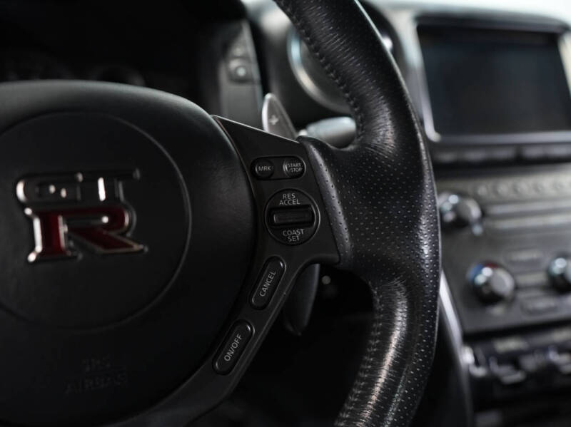 2015 Nissan GT-R Premium