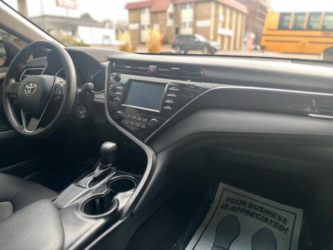 2018 Toyota Camry LE