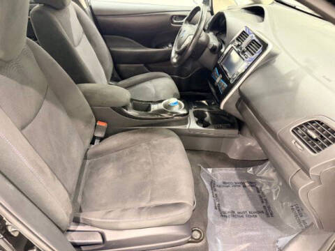 2016 Nissan LEAF SV