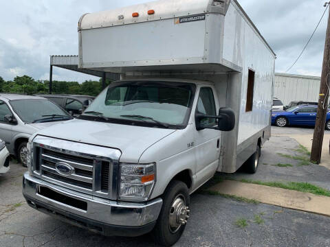 2014 Ford E-Series Chassis for sale at Honor Auto Sales in Madison TN
