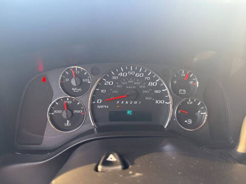 2023 Chevrolet Express 2500