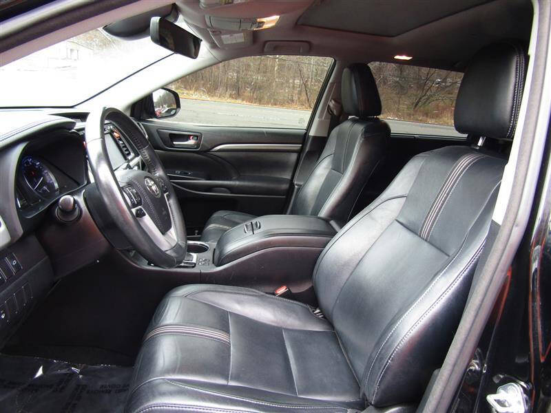 2018 Toyota Highlander SE