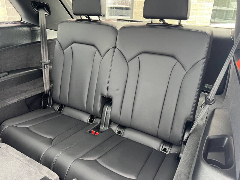 2025 Audi Q7 quattro Premium Plus 55 TFSI