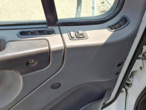 2006 Freightliner M2 106