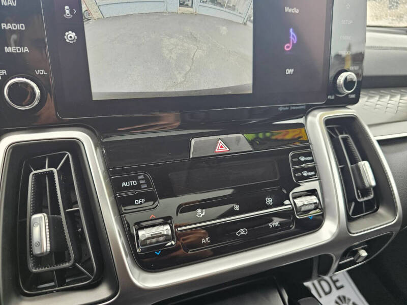 2022 Kia Sorento S