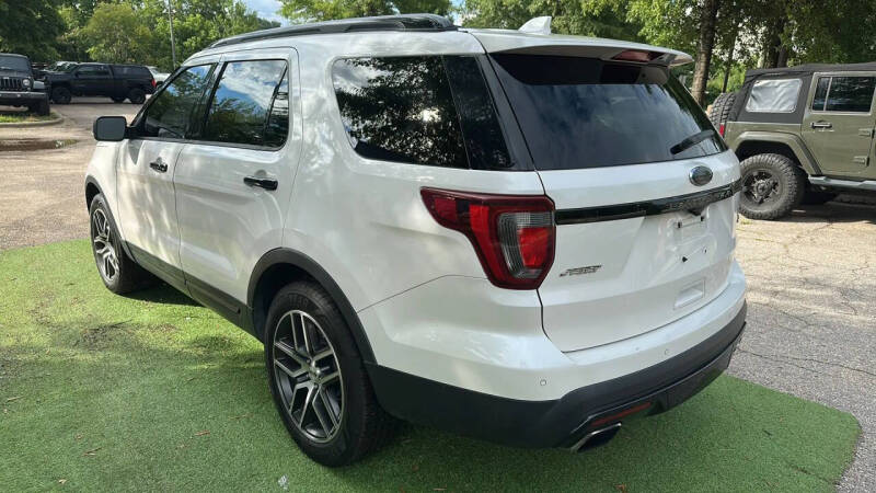 2016 Ford Explorer Sport