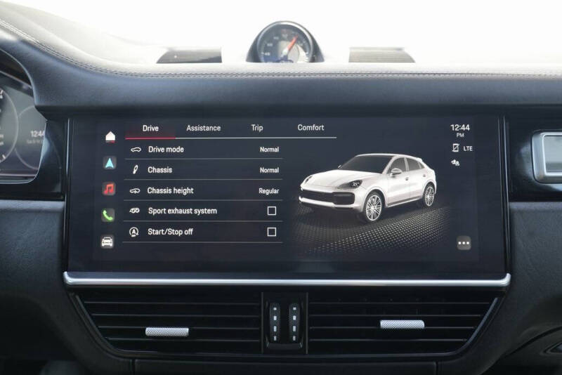 2022 Porsche Cayenne Turbo Coupe